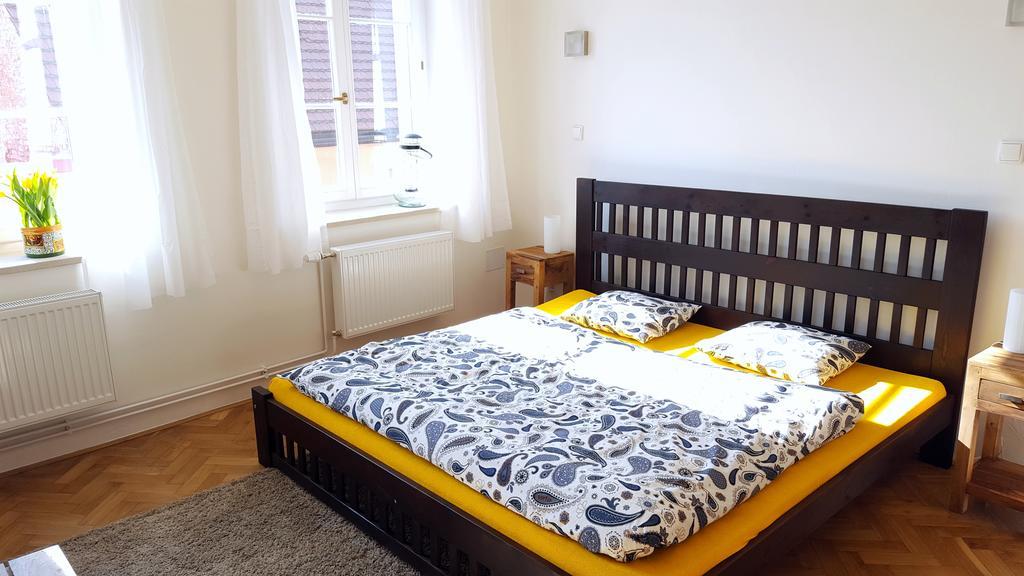 Apartmany U Namesti Броумов Экстерьер фото