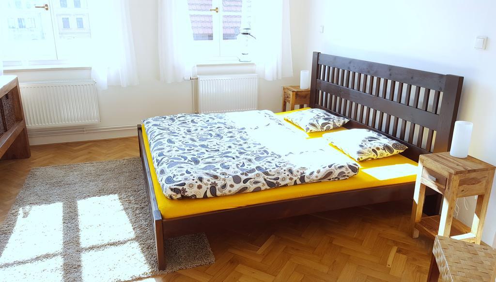Apartmany U Namesti Броумов Экстерьер фото