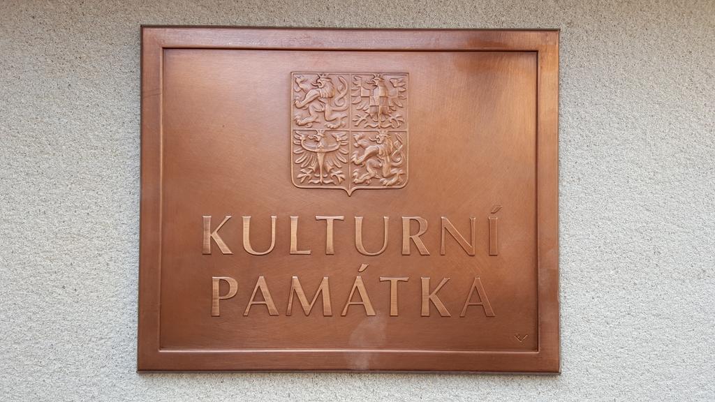 Apartmany U Namesti Броумов Экстерьер фото