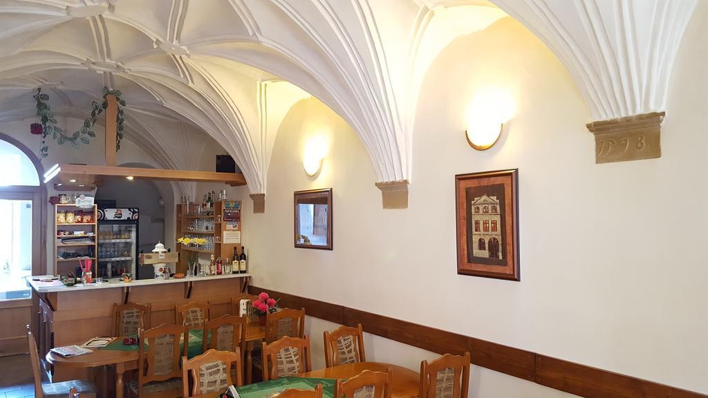 Apartmany U Namesti Броумов Экстерьер фото