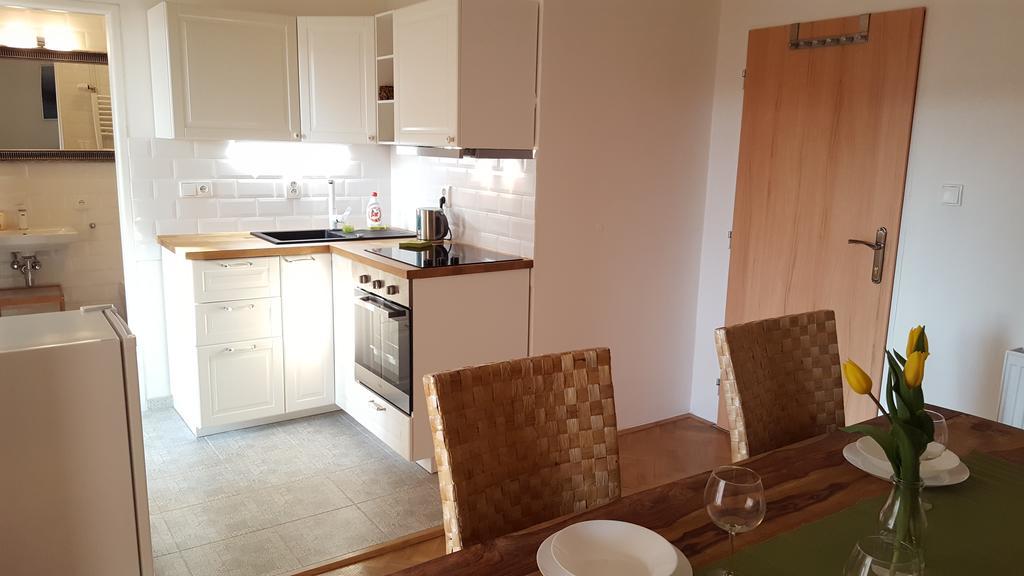Apartmany U Namesti Броумов Экстерьер фото